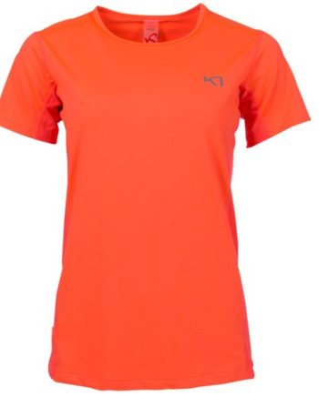 Nora Tee